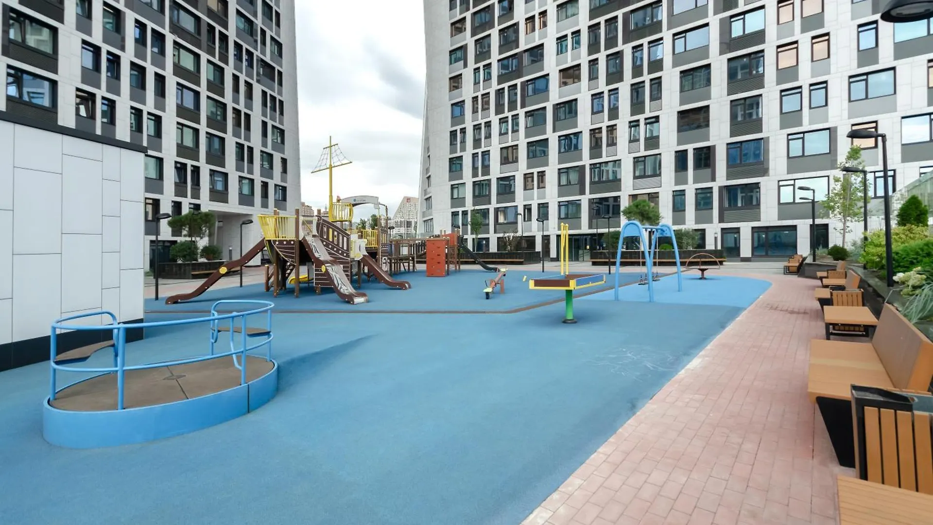 Petrovdom Apartments 23-265В In Rc Manhattan, Beresteiskyi 11 Kiev Ucraina